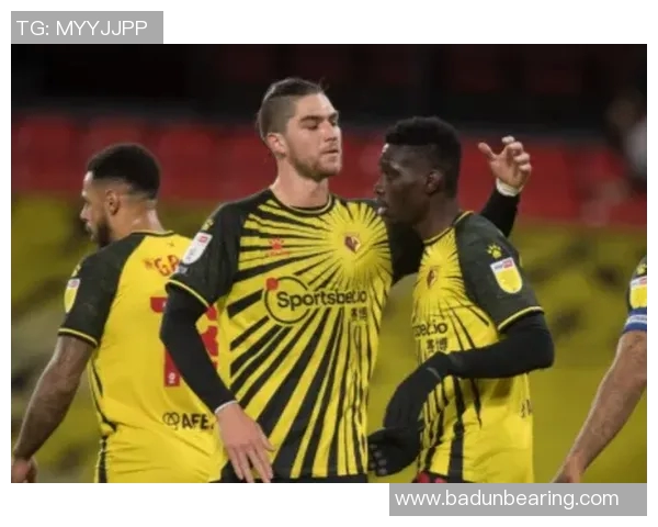 英超羽毛球热议武汉羽毛球队实力争议引发广泛关注与讨论 英超羽毛球热议武汉羽毛球队实力争议引发广泛关注与讨论