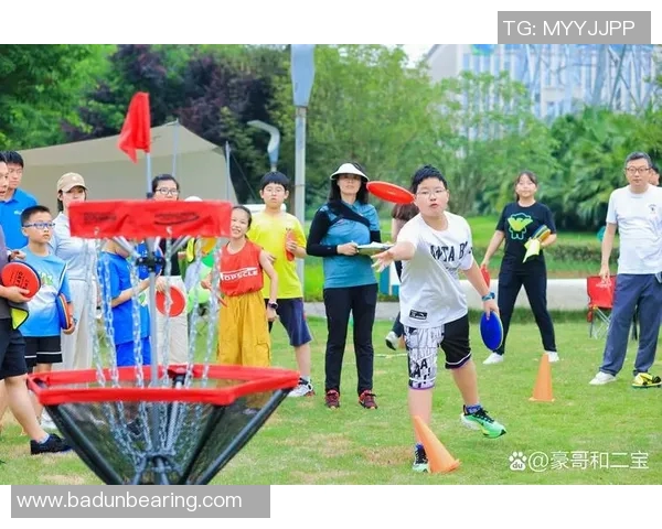 南京飞盘队引领耐力革命运动热议飞盘的崛起与变革 南京飞盘队引领耐力革命运动热议飞盘的崛起与变革