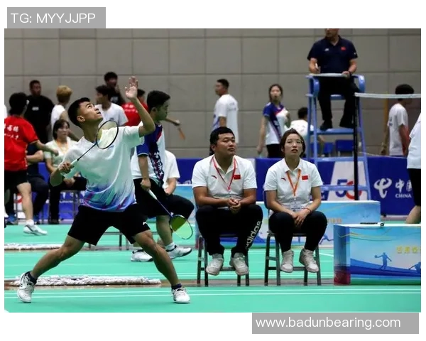 羽毛球热议西安羽毛球队实力争议与欧冠足球的精彩对比分析 羽毛球热议西安羽毛球队实力争议与欧冠足球的精彩对比分析